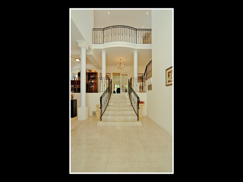 10 Cossington Court, Dianella WA 6059