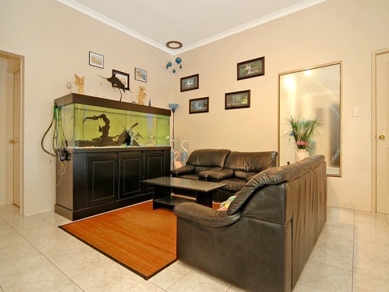 1 Bowood Cove, Kiara WA 6054