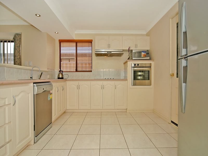 30 Fairywren Drive, Beechboro WA 6063