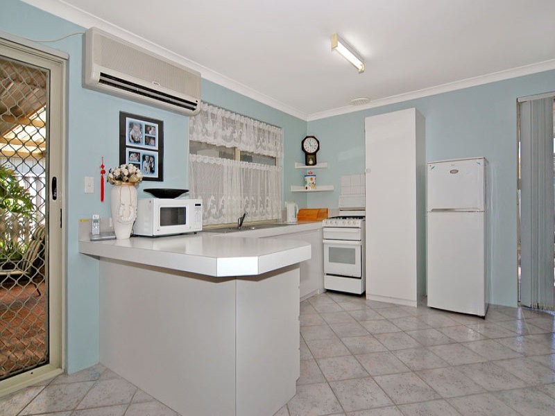 6 Teetree Court, Beechboro WA 6063