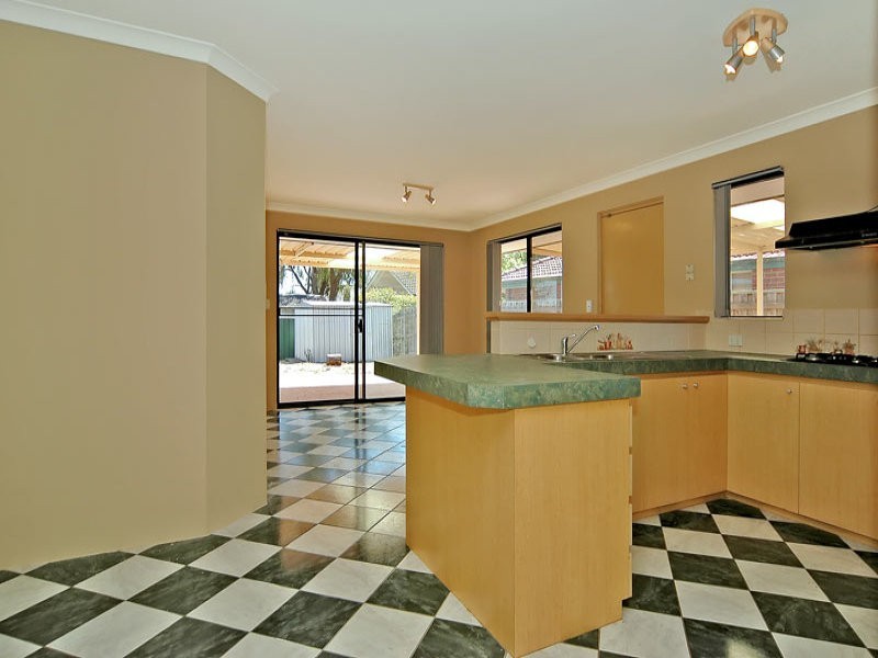 6 Yalgar Place, Lockridge WA 6054