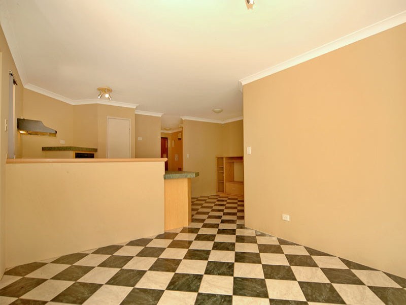 6 Yalgar Place, Lockridge WA 6054