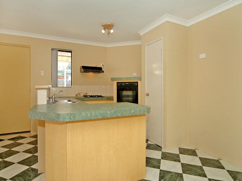 6 Yalgar Place, Lockridge WA 6054