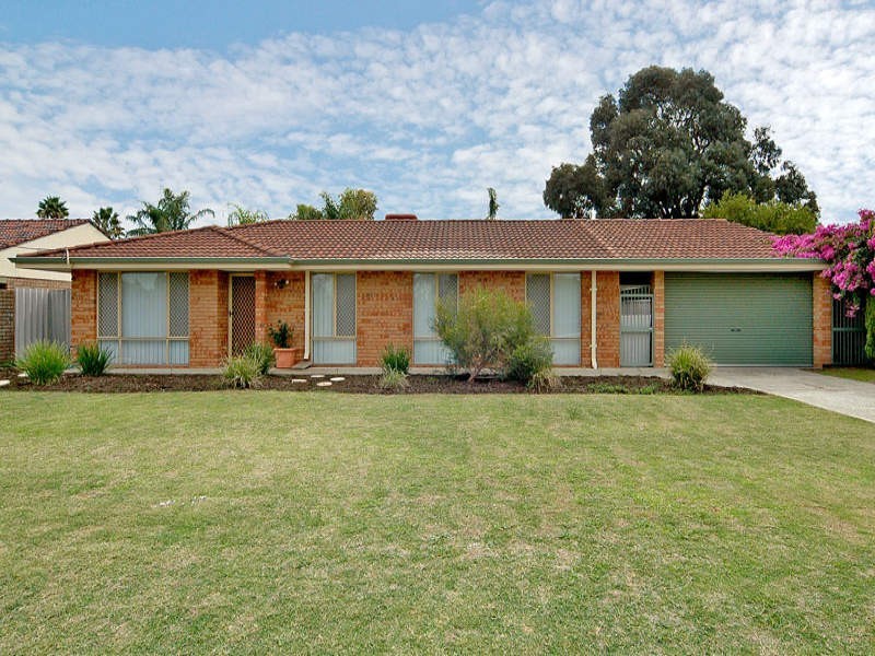 5 Nile Place, Beechboro WA 6063