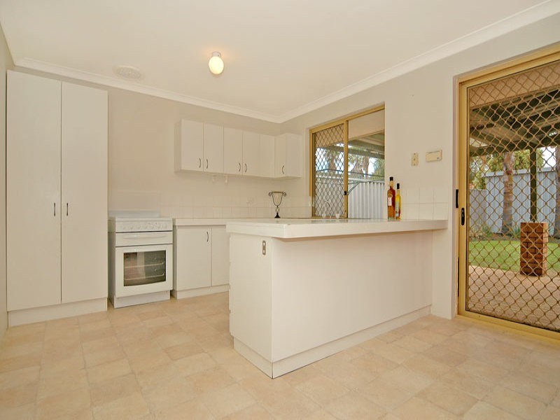 5 Nile Place, Beechboro WA 6063