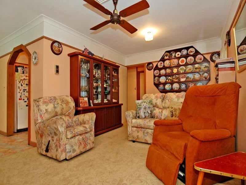 29 Devenish Road, Lockridge WA 6054