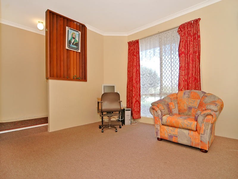 98 Bluegum Road, Beechboro WA 6063