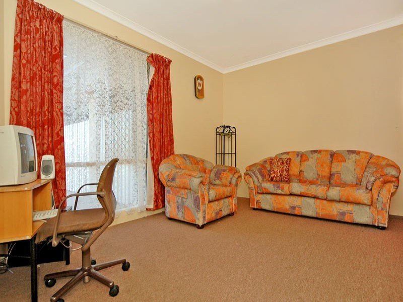 98 Bluegum Road, Beechboro WA 6063