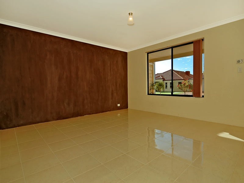 12 Crystal Turn, Beechboro WA 6063