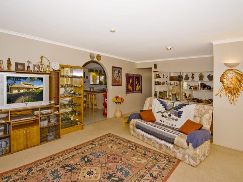 5 Lylie Place, Windaroo QLD 4207