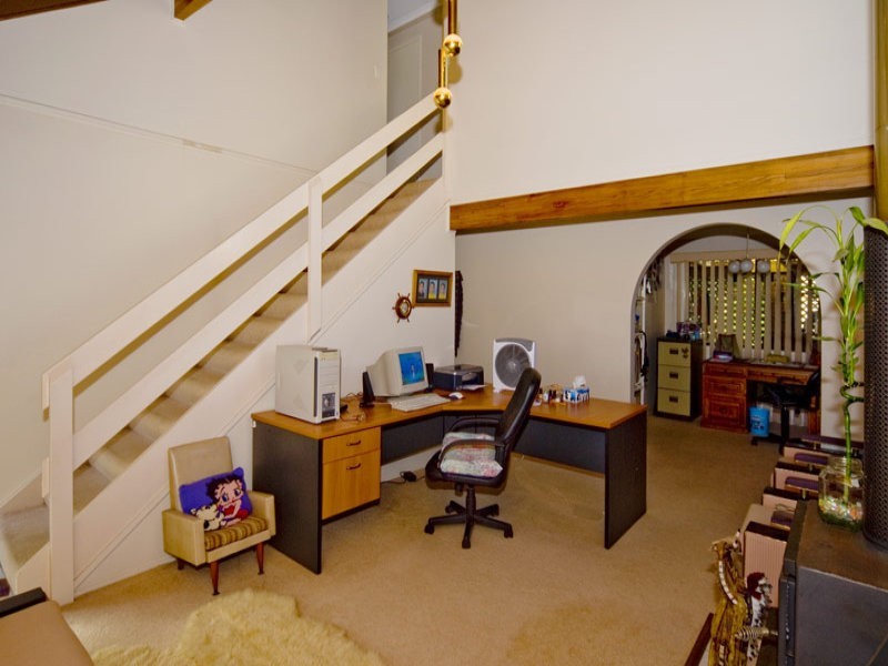 5 Lylie Place, Windaroo QLD 4207