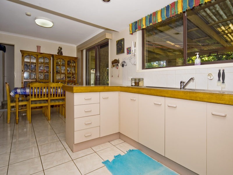 5 Lylie Place, Windaroo QLD 4207