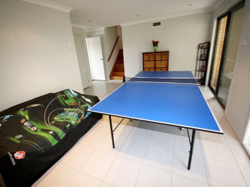 5 Vostok Cove, Cameron Park NSW 2285