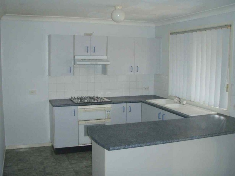 37 Harwood Circuit, Glenmore Park NSW 2745