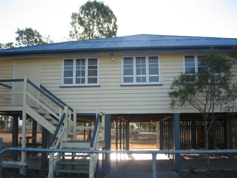 59 Zernike Lane, Toogoolawah QLD 4313