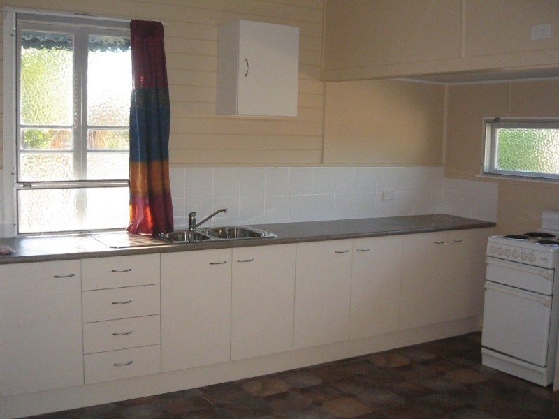 59 Zernike Lane, Toogoolawah QLD 4313