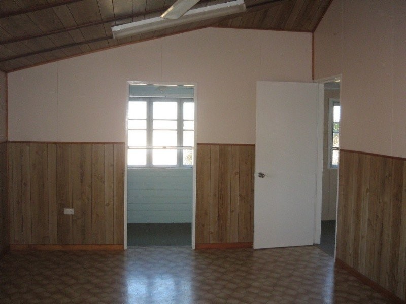 59 Zernike Lane, Toogoolawah QLD 4313