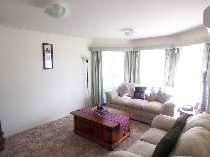 31 Pattison Drive, Kangaroo Flat VIC 3555