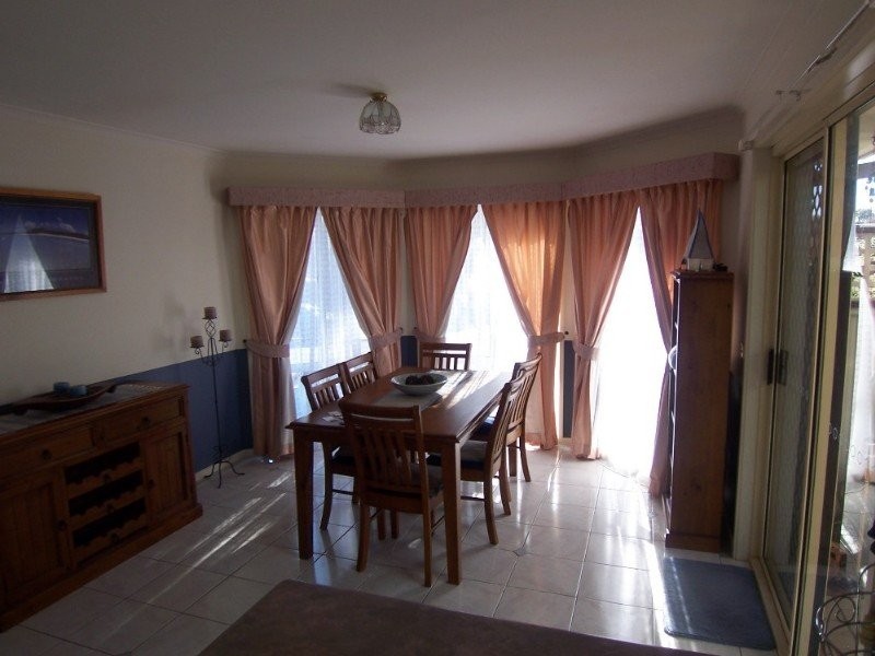 31 Pattison Drive, Kangaroo Flat VIC 3555