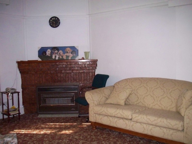 15 Carolin Street, Flora Hill VIC 3550