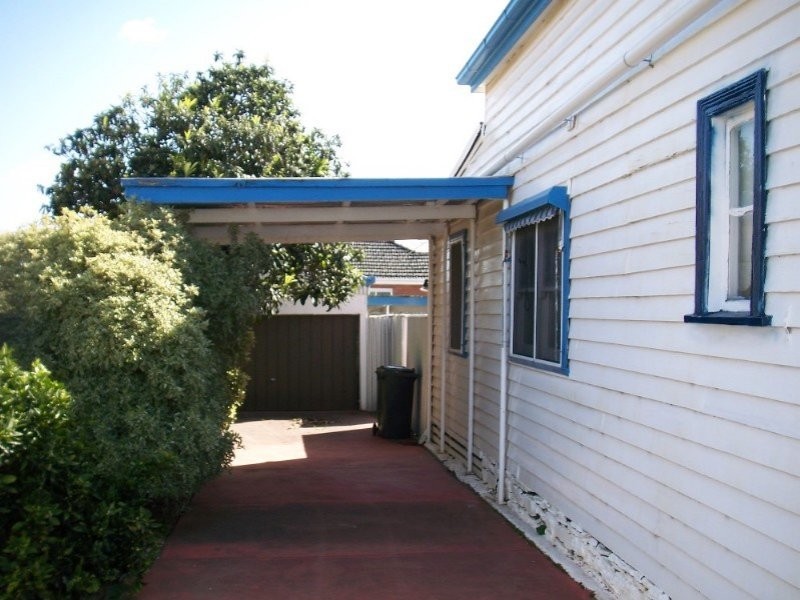 15 Carolin Street, Flora Hill VIC 3550