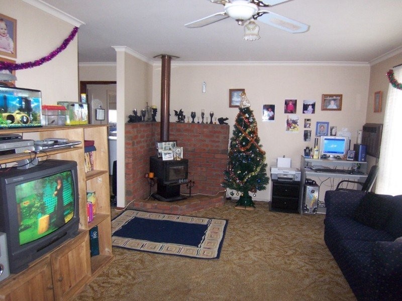 11 Oliver Court, Long Gully VIC 3550