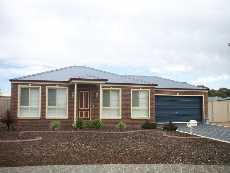 9 Alexander Close, Strathfieldsaye VIC 3551