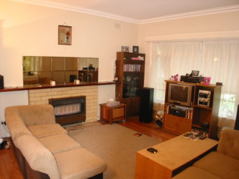 26 Marshall Crescent, Kennington VIC 3550