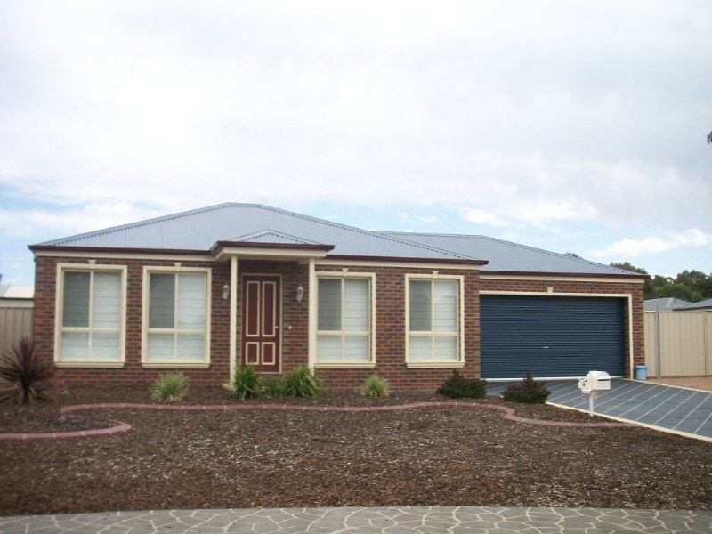 9 Alexander Close, Strathfieldsaye VIC 3551