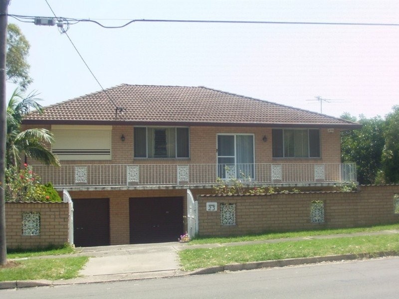 23 The Crescent, Toongabbie NSW 2146
