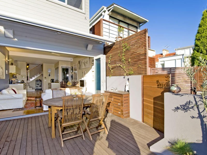 67 MacKenzie Street, Bondi Junction NSW 2022