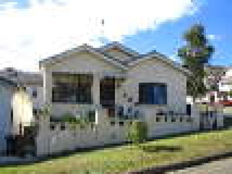 16 Woodland Street, Coogee NSW 2034