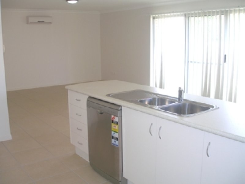 5 Yore Place, Bracken Ridge QLD 4017