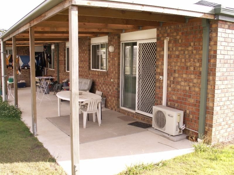 48 Solandra Circuit, Regents Park QLD 4118