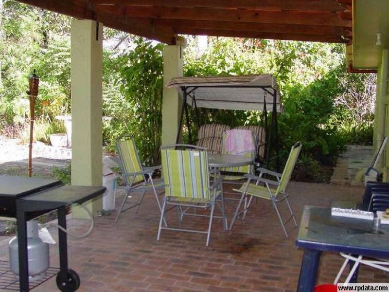 8 Sweetgum Street, Hillcrest QLD 4118