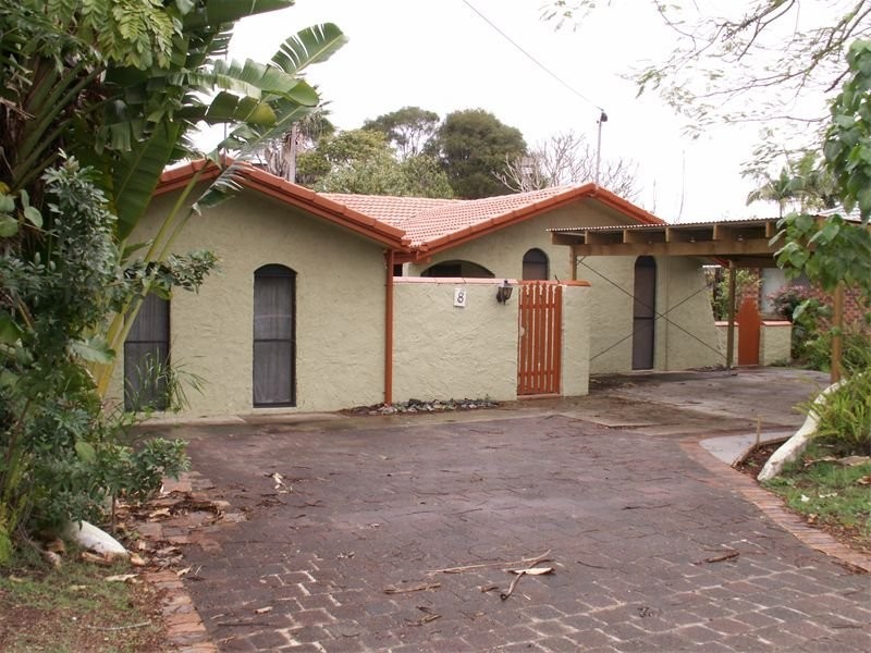 8 Sweetgum Street, Hillcrest QLD 4118