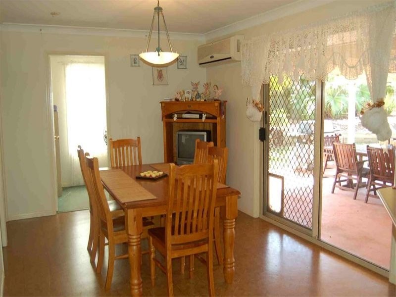 7 Butia Close, Regents Park QLD 4118