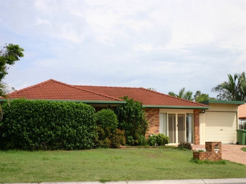 83 Federation Drive, Hillcrest QLD 4118
