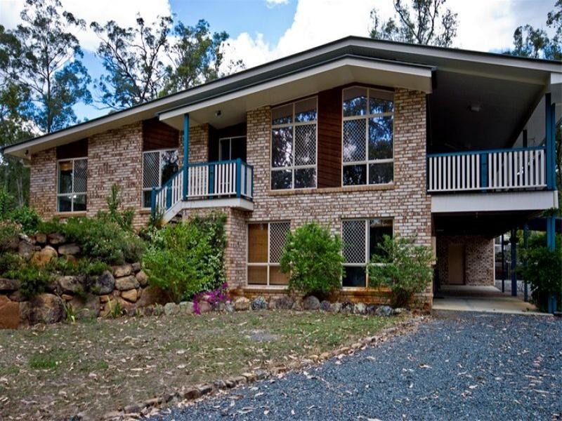 28 Woodswallow Court, Greenbank QLD 4124