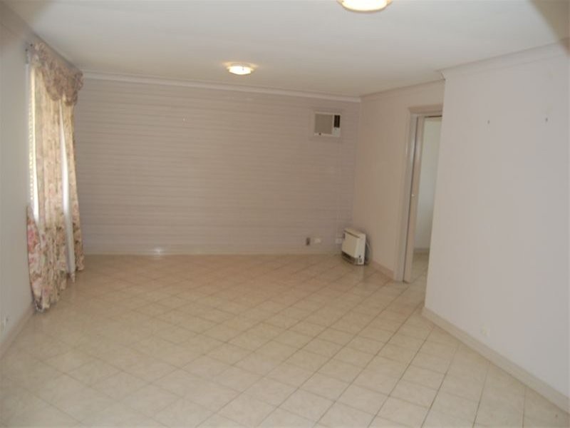 31 Dracon Street, Regents Park QLD 4118