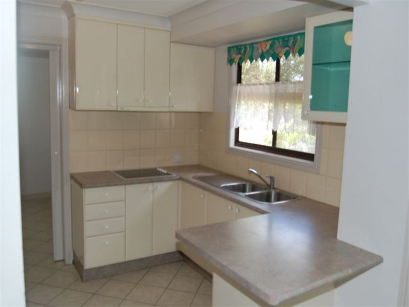 31 Dracon Street, Regents Park QLD 4118