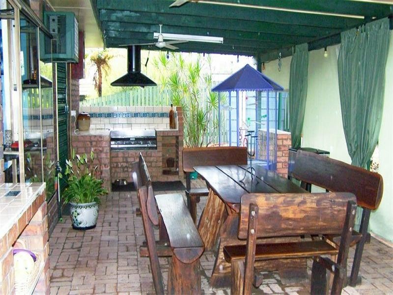 20 Lorna Street, Browns Plains QLD 4118