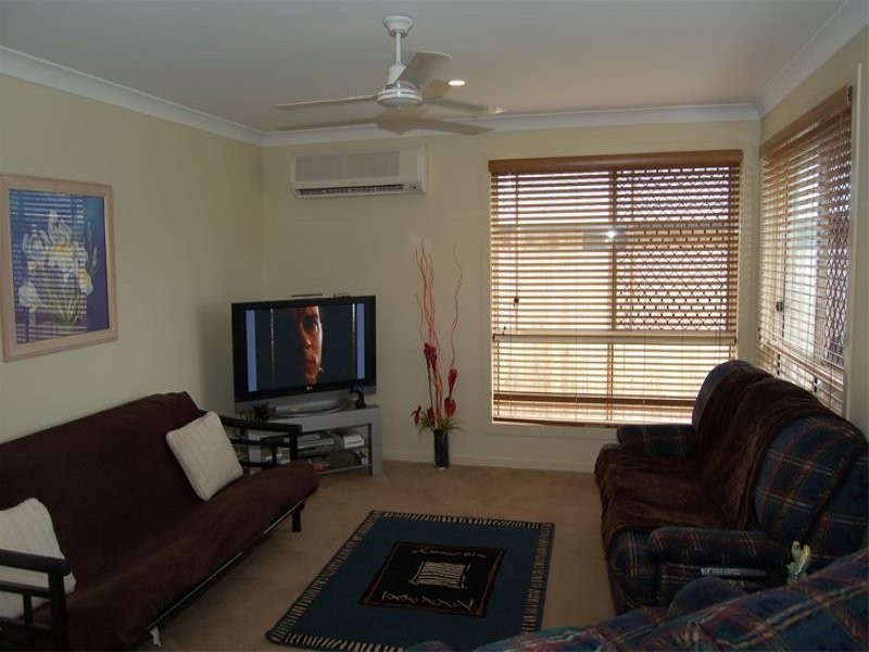 78 Lake Manchester Street, Logan Reserve QLD 4133