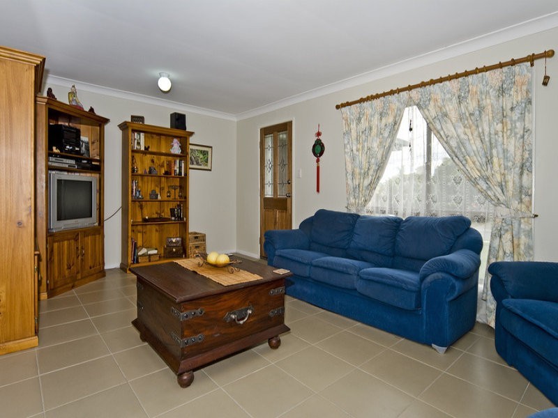 124 Flinders Crescent, Boronia Heights QLD 4124