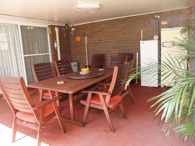 15 Jackson Court, Regents Park QLD 4118
