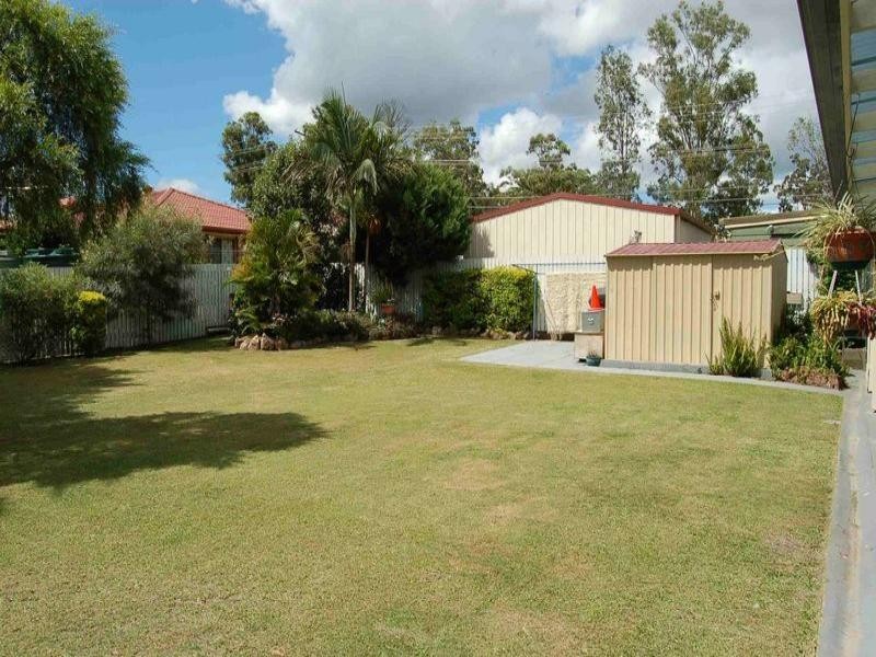 16 Clonmel Street, Regents Park QLD 4118