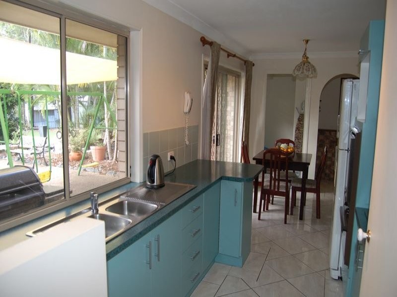 28 Grosvenor Court, Munruben QLD 4125
