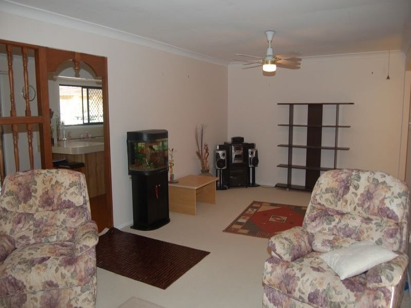 68 Parkroyal Crescent, Regents Park QLD 4118