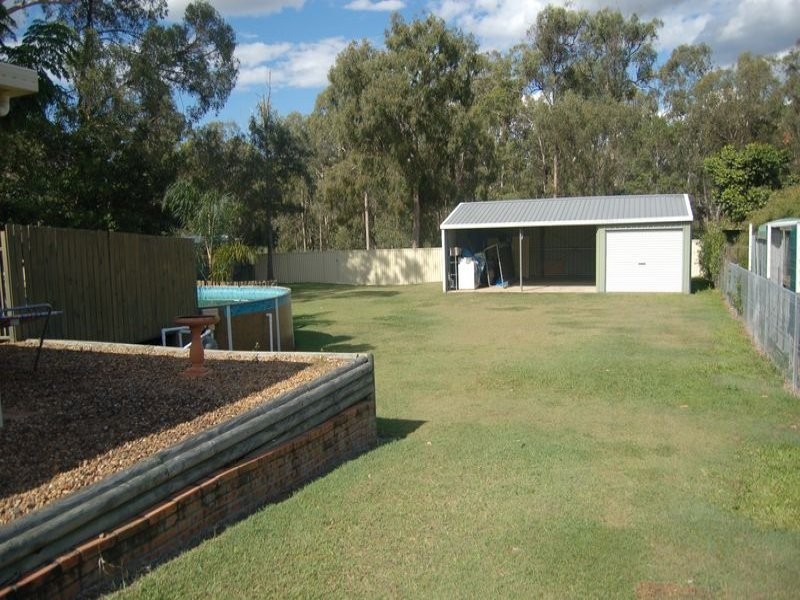 68 Parkroyal Crescent, Regents Park QLD 4118
