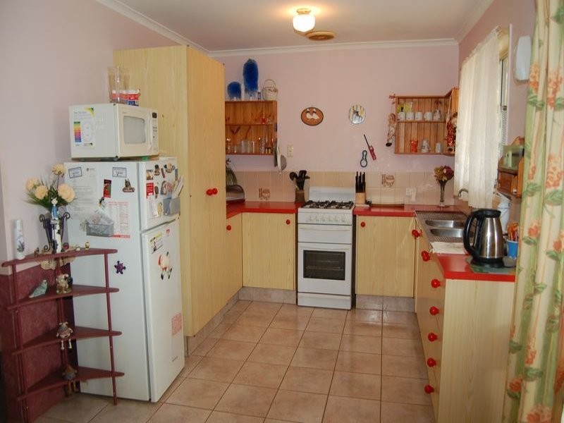 49 Enford Street, Hillcrest QLD 4118